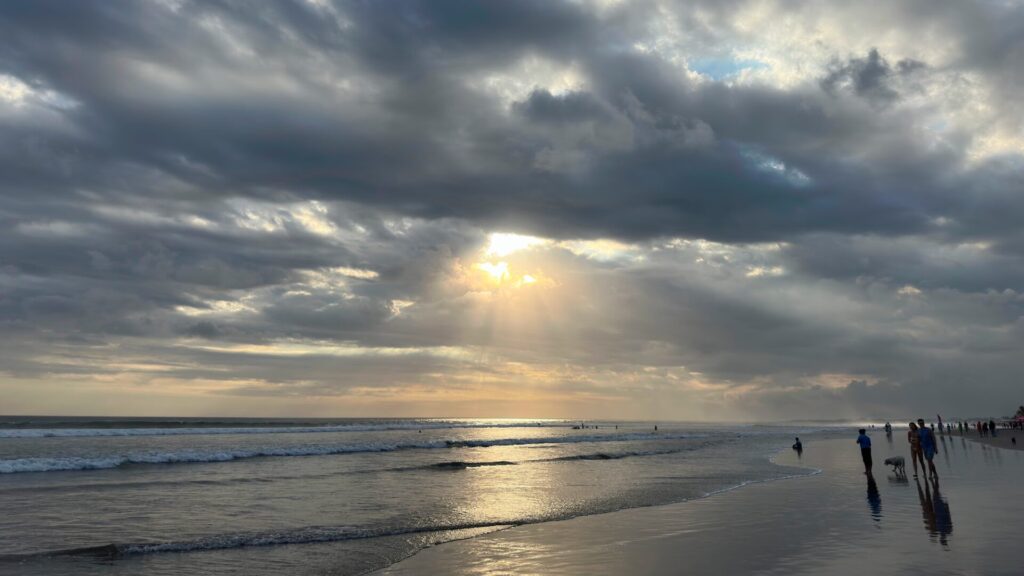 seminyak beach