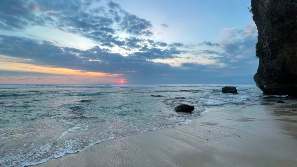 suluban beach