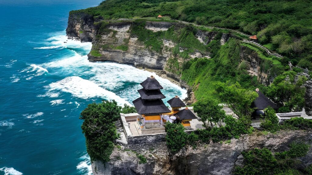 uluwatu temple